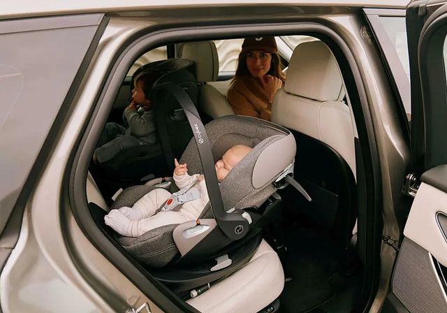 Errores comunes que ponen en riesgo a los niños en el coche