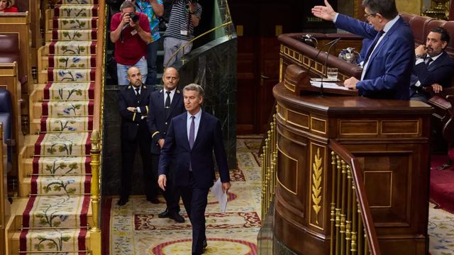 Feijóo acusa a Sánchez de estar "fabricando votantes" con la Ley de Nietos