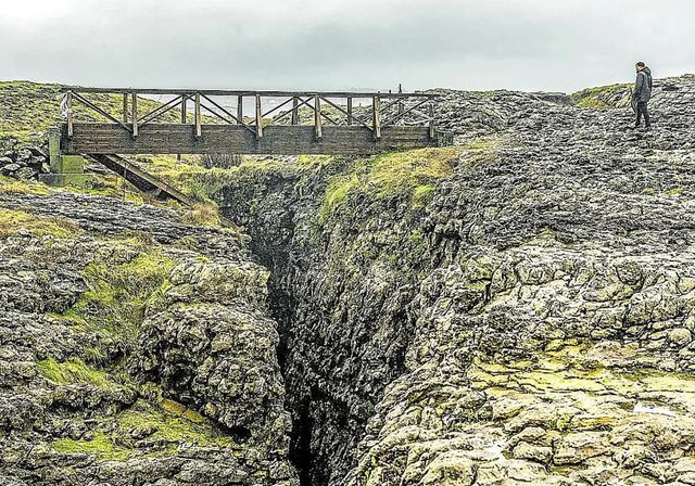 La senda de la pasarela de Santander donde murieron 6 jóvenes se adjudicó por la mitad de precio