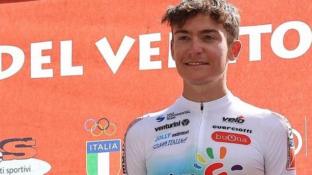 Simone Roganti morto a 21 anni, stroncato da un malore in casa: era un ciclista professionista