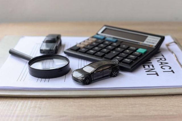 Taxe și impozite locale 2026 Constanța. Cu cât se majorează taxele pe clădiri și mașini anul viitor