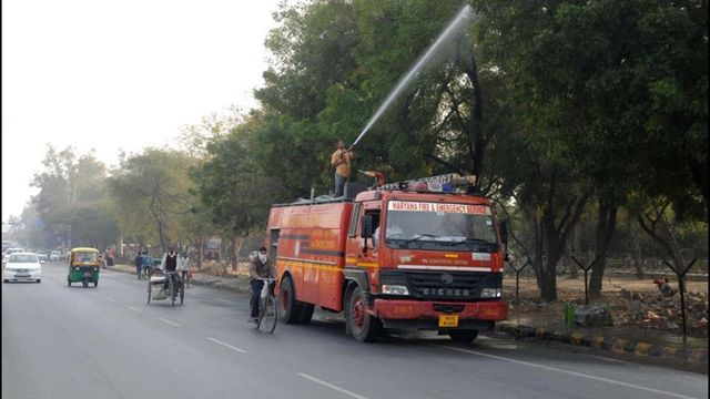 Delhi Fire Services Receive Highest Fire-Related Calls In 13 Years On Diwali Despite Cracker Ban