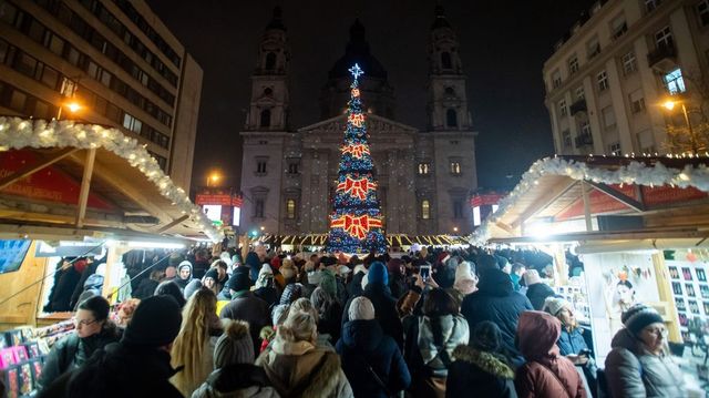 Pénteken nyílik a két nemzetközi hírű karácsonyi vásár Budapesten