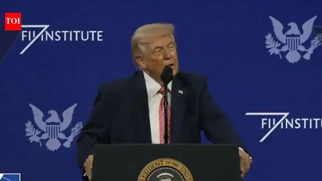 Willing to end war without re-opening Hormuz, Trump tells aides as Iran refuses to budge