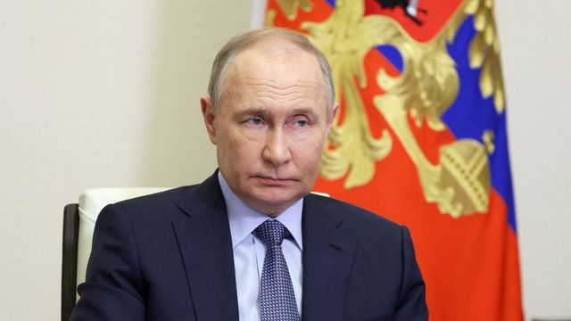 Vladimir Putin replaces Sergei Shoigu as defence minister in surprise move