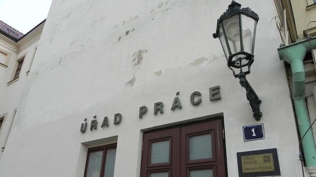 Nezaměstnanost v Česku stagnuje na 4,8 procenta