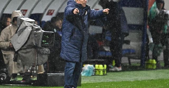 Mircea Lucescu, șanse mari să stea pe bancă la barajul României cu Turcia