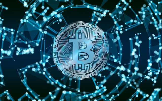 Cena bitcoinu poprvé od května překonala 80 tisíc dolarů