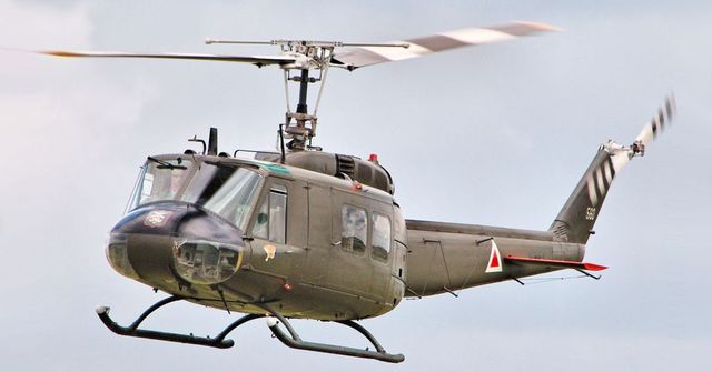 САЩ подаряват на Чехия осем военни хеликоптера Bell - Труд