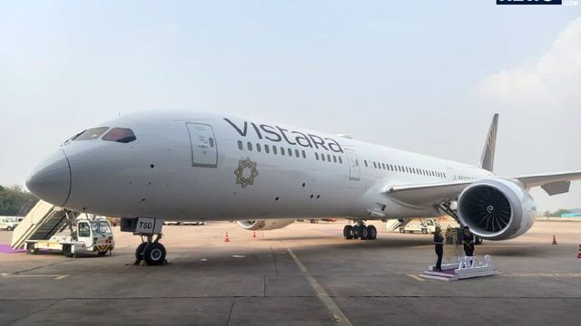 Vistara Flight Makes Emergency Landing in Indore After Passenger Falls Sick Mid-air, Declared Dead