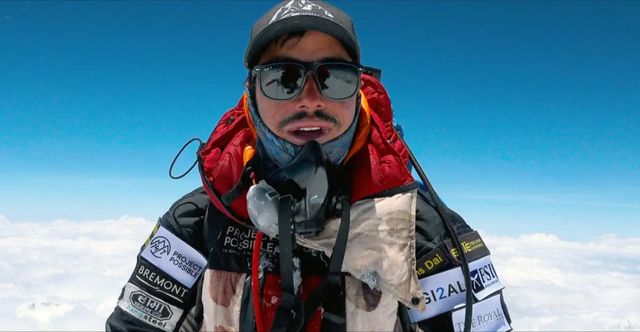 Zece alpiniști, inclusiv renumitul Nirmal Purja, au fost dați dispăruți după o avalanșă pe unul dintre cei mai înalți munți din lume