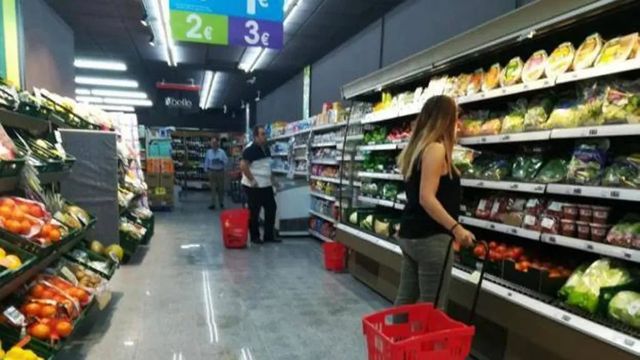 La renta disponible de los españoles aumentó un 1,5% en el primer trimestre