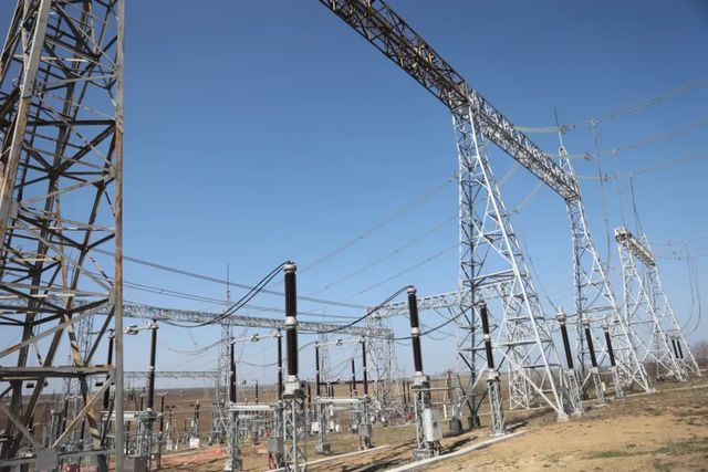 Moldelectrica a finalizat prima etapă de testare a noii celule de 400 kV de la Stația Electrică Vulcănești