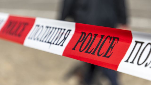 Открит е труп на чернокож мъж в двор на хотел в Банско