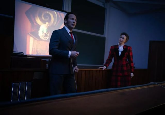La franquicia 'Expediente Warren' echa el cierre con un plomizo drama familiar