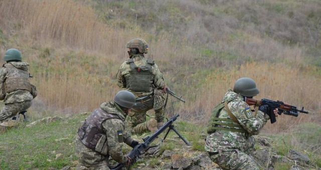 Institutul pentru Studiul Războiului: Rușii au rămas fără rezerviști și amestecă în luptă soldați cu pregătiri diferite