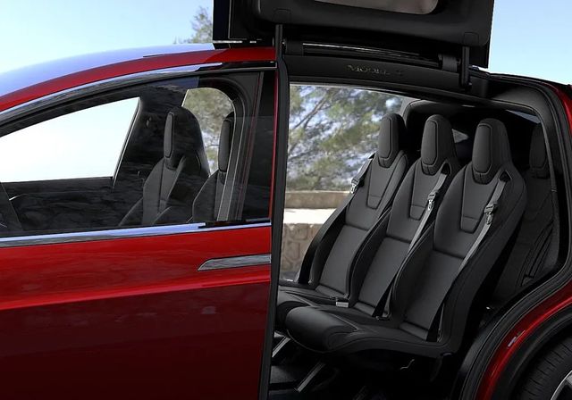 Moda Vs seguridad: China prohíbe estas manillas en los coches