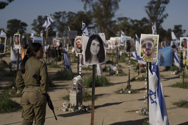 Hrw, 'crimini di guerra da Hamas in attacco del 7 ottobre'