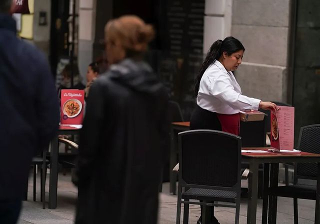 España logra un nuevo récord de 22,3 millones de afiliados en mayo por el tirón de la hostelería