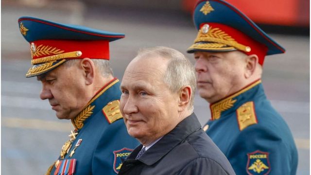 Putin demite comandanți de top