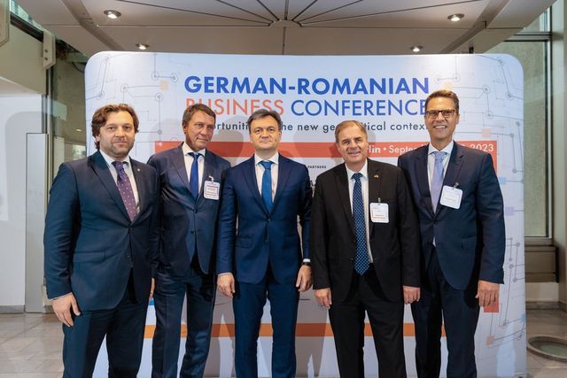FOTO Premierul Dorin Recean către oameni de afaceri, la Berlin: „Suntem un partener de încredere pentru investitori”
