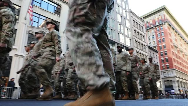 ++ Cento membri del clero arrestati all'aeroporto di Minneapolis ++