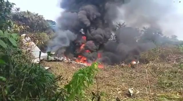 Un avion militar cu peste 100 de militari la bord s-a prăbușit în Columbia