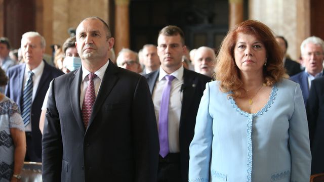 Инициативен комитет ще издигне Румен Радев и Илияна Йотова за президентска двойка на изборите
