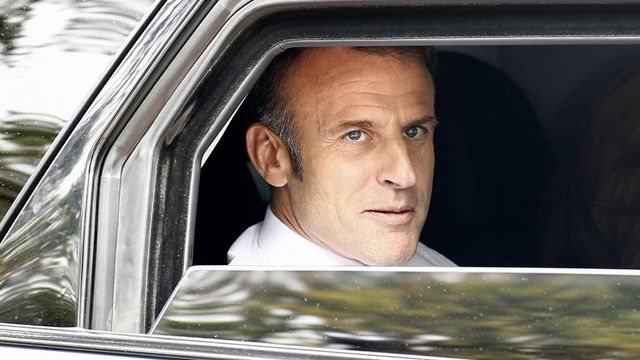 Haos politic în Franța după ce Emmanuel Macron a refuzat să numească un prim-ministru de la alianța de stânga care a câștigat alegerile