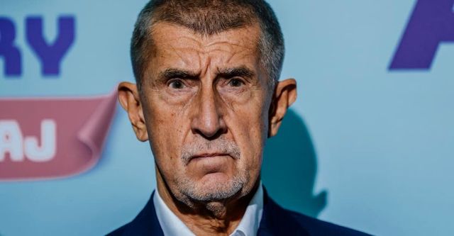 Průzkum: Volby by vyhrálo ANO, Motoristé by se do Sněmovny nedostali