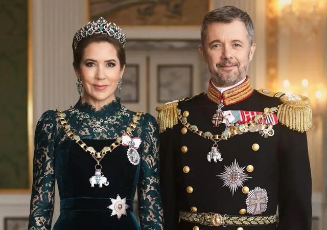 Fiestas clandestinas y cacerías privadas, así se mueven los 'royals' en su tiempo de ocio