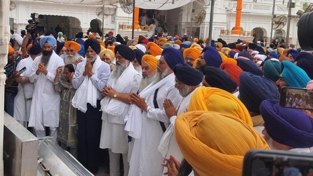 SAD rebels apologise before Akal Takht for 'religious transgressions'