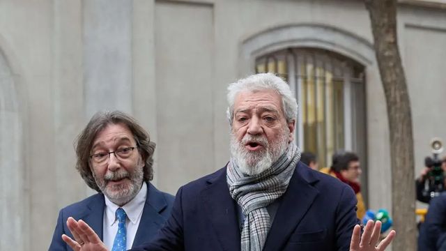 Los mensajes aportados por Miguel Ángel Rodríguez al Supremo desvelan que el novio de Ayuso buscaba un pacto con la Fiscalía