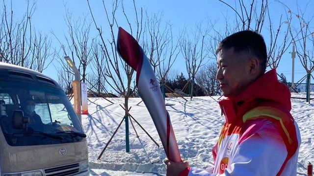 Chinese Soldier Who Fought in Galwan Honoured as Torchbearer in Winter Olympics