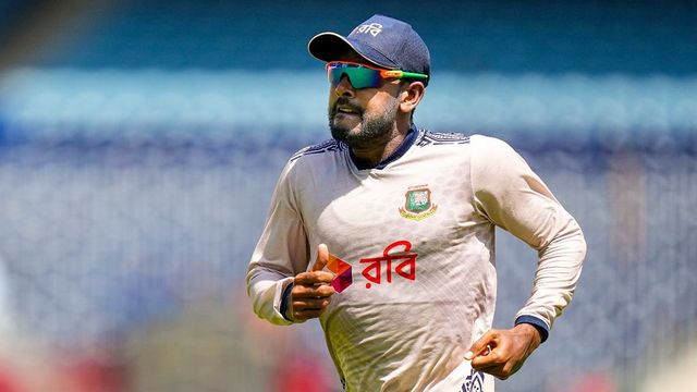 Bangladesh cricketers threaten boycott, demand BCB director Nazmul Islam to resign due to…