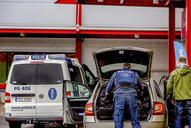 ++ Attacco con coltello in un mall in Finlandia, vari feriti ++