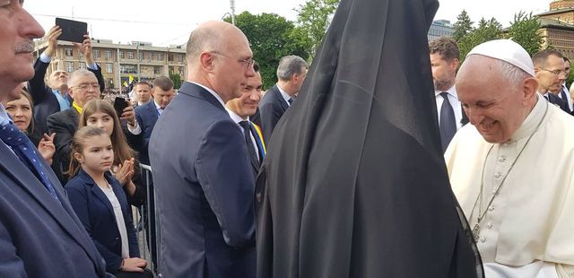 Pavel Filip a participat la evenimentele prilejuite de vizita lui Papa Francisc