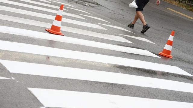 Шофьор блъсна две жени на пешеходна пътека в центъра на София