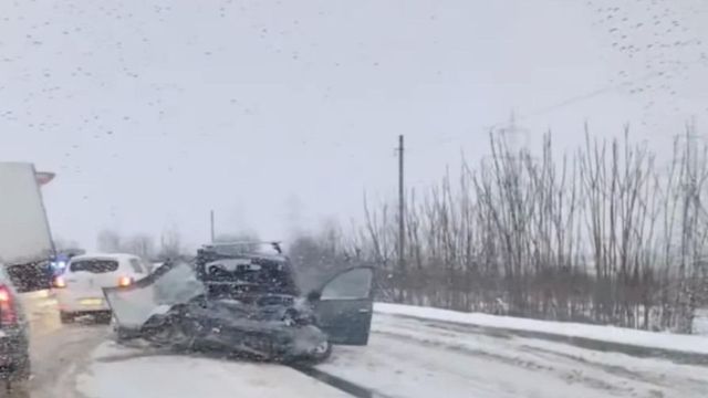 Grav accident de circulație, pe centura capitalei, în zona localității Glina