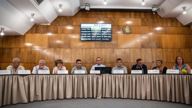 Megszűnik a paksi Fidesz-frakció