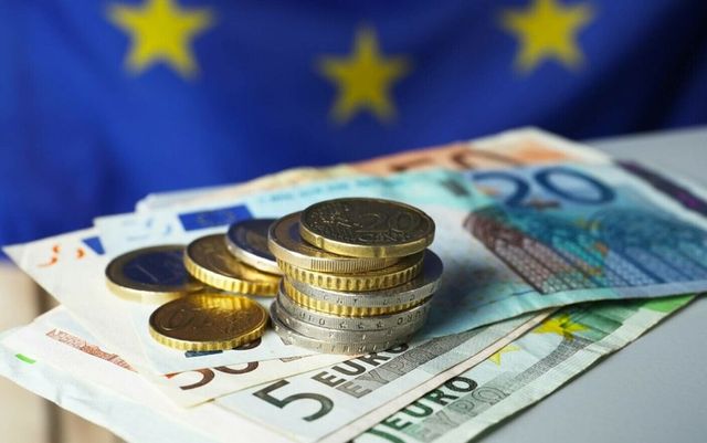 Uniunea Europeană a adoptat impozitul minim de 15% pentru companiile multinaționale