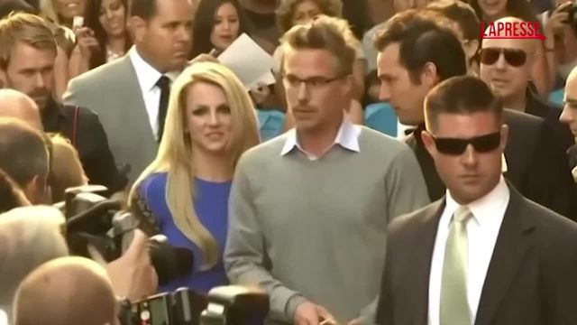 Britney Spears si ricovera in struttura per disintossicarsi