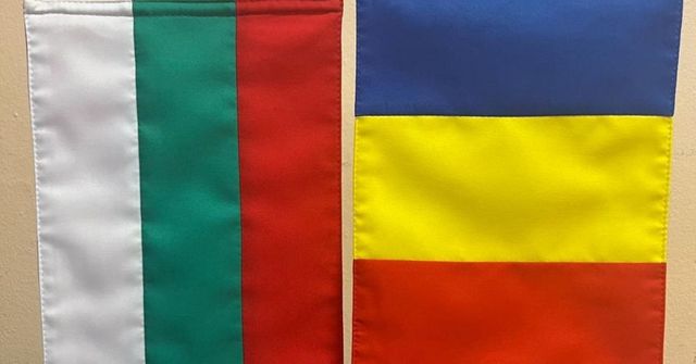 Външният министър обсъди с румънския си колега посещение в Киев в знак на солидарност