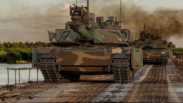 SUA vor disloca un detașament de soldați cu tancuri Abrams în România