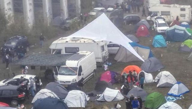 Tensioni al rave di Modena, scontri con la polizia