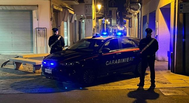 Omicidio ad Angri, 35enne trovato morto dissanguato in strada