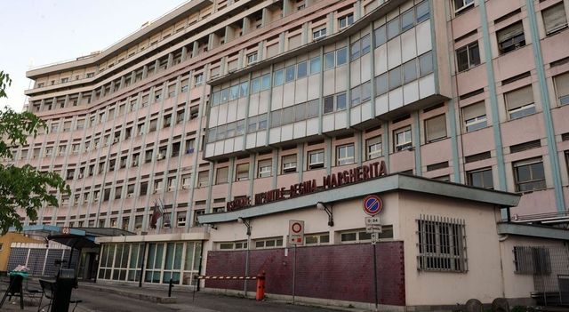 Bimbo cade da balcone a Torino, restano gravi le condizioni