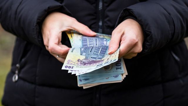 Stabilirea salariului minim, reglementată de Camera Deputaților