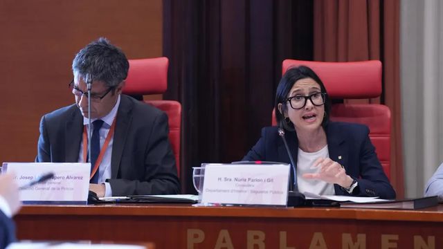 Parlon pide disculpas por la infiltración de los Mossos en la asamblea de docentes y admite que fue un error