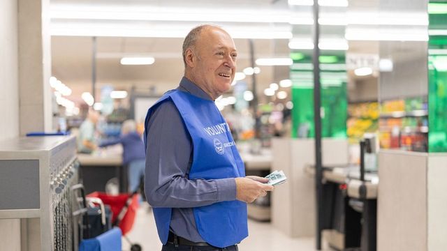 Los clientes de Mercadona en Castilla y León donan 162.230 euros al Banco de Alimentos en la Gran Recogida